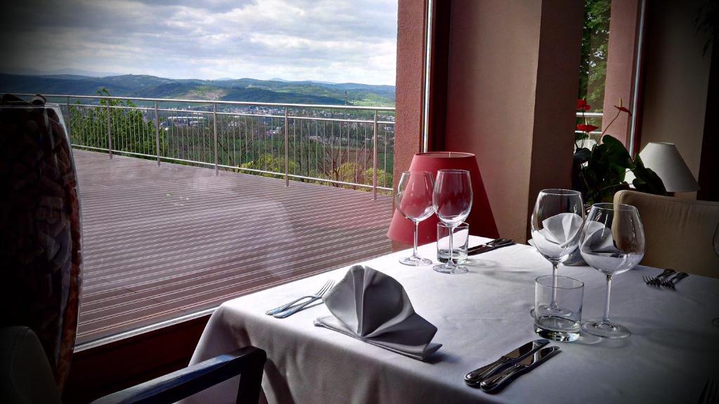 Hotel Cvilin Кърнов Екстериор снимка