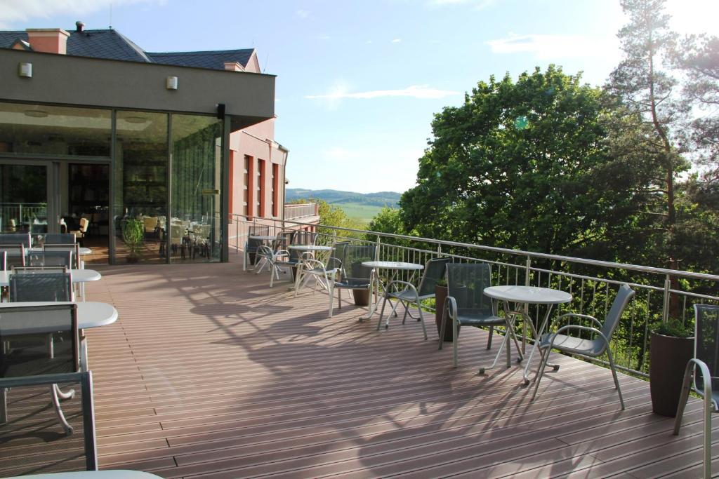 Hotel Cvilin Кърнов Екстериор снимка