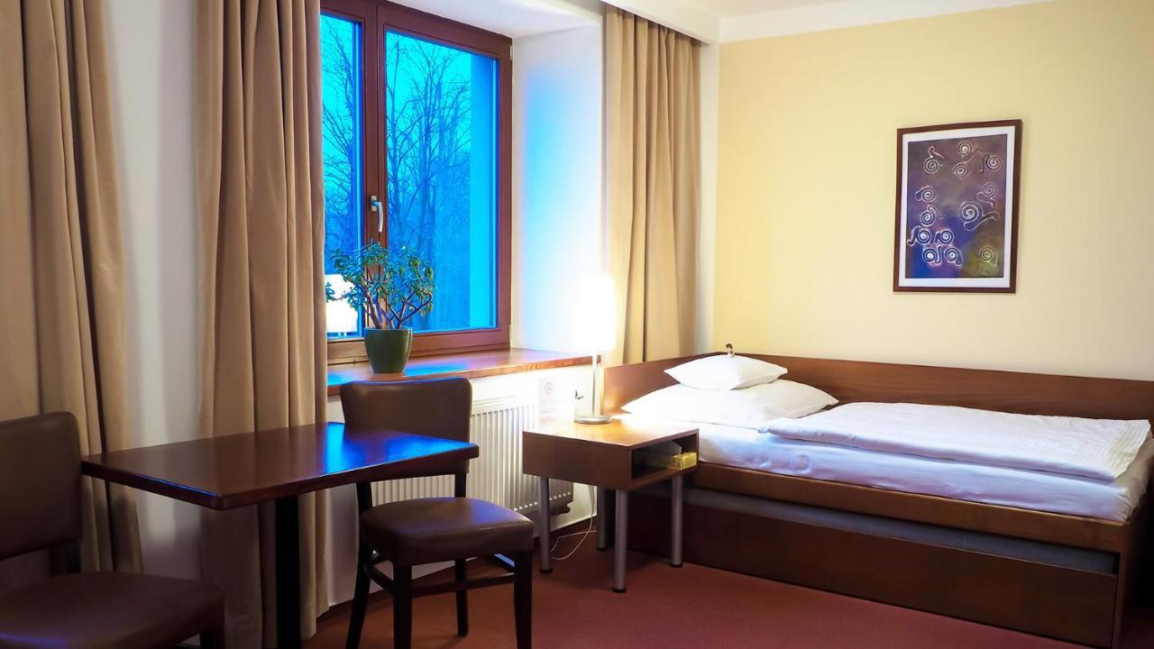 Hotel Cvilin Кърнов Екстериор снимка